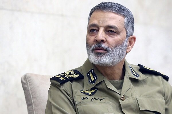 پیام تسلیت فرمانده کل ارتش به مناسبت درگذشت امیر سرتیپ دوم جوادی