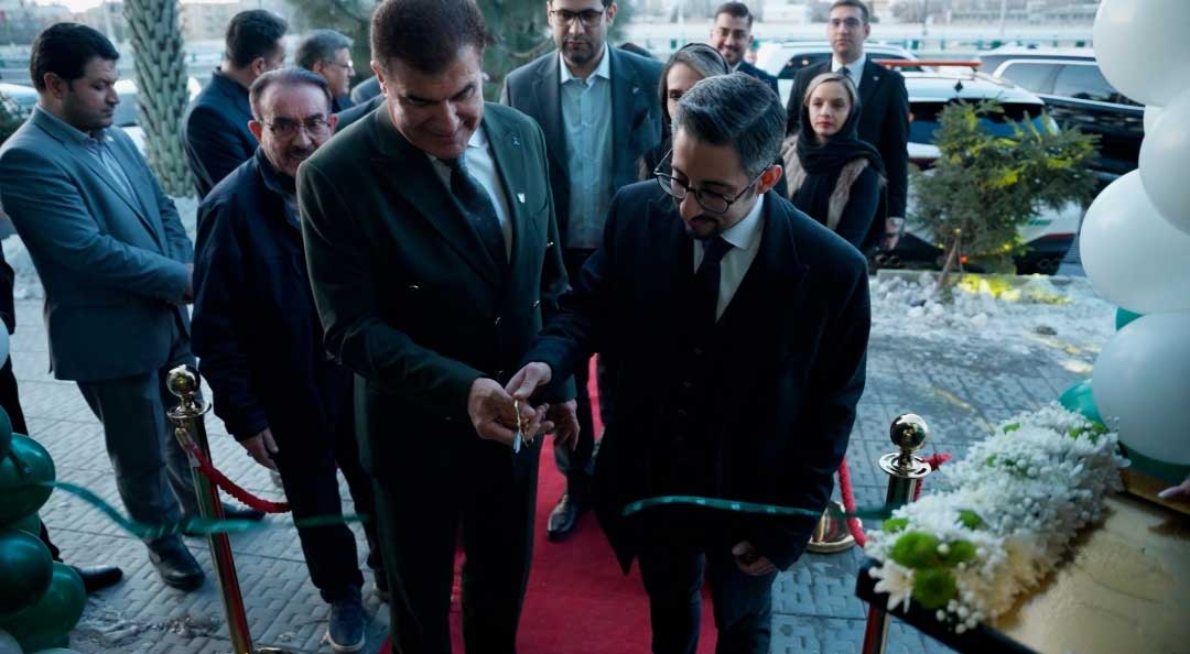 نخستین نمایندگی لاماری در ارومیه آغاز به کار کرد