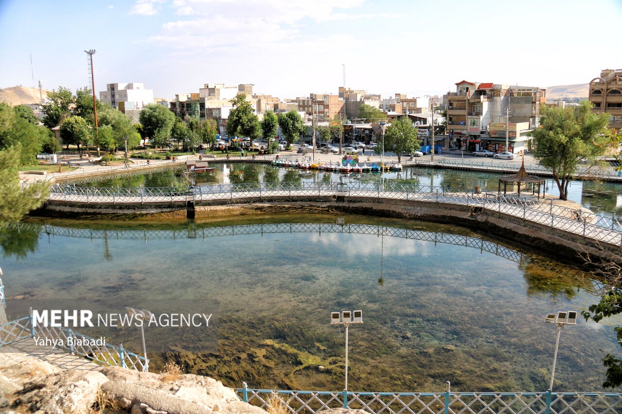 طغیان سراب تاریخی روانسر در پی بارش های اخیر