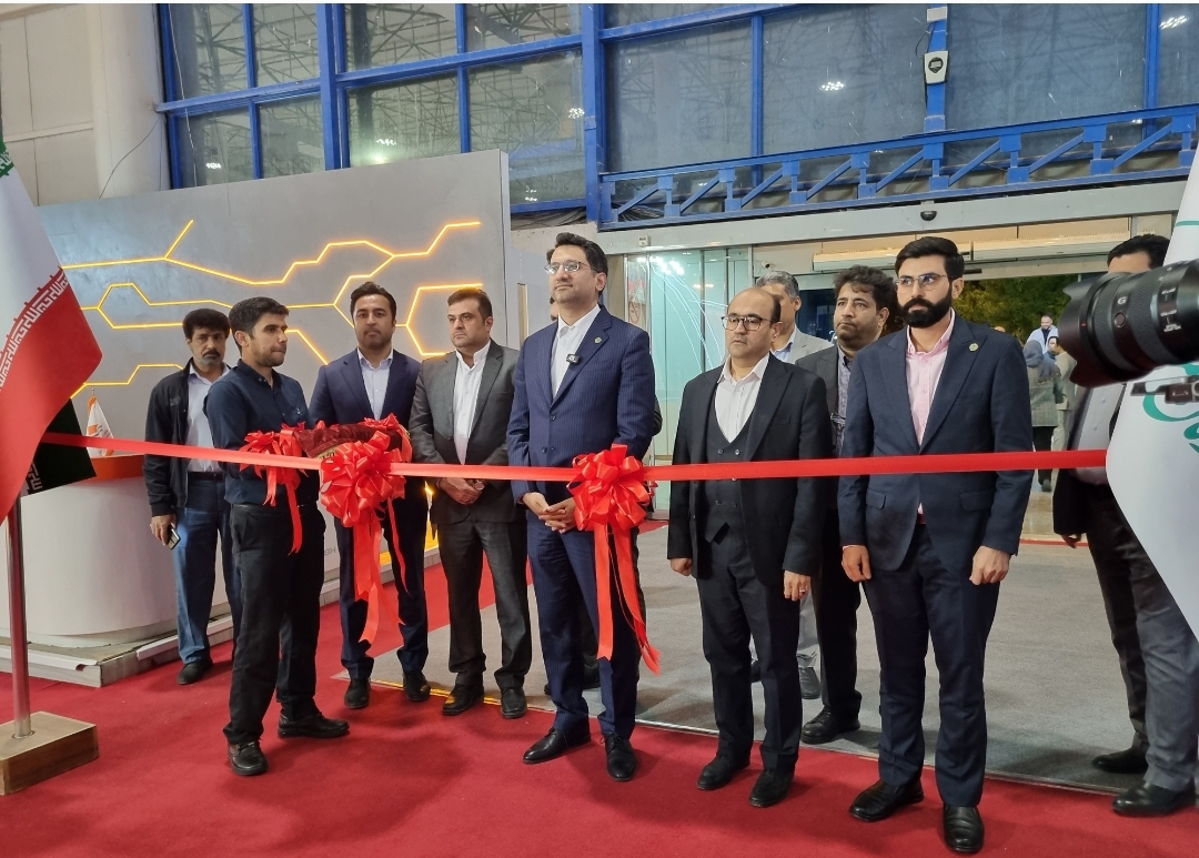 نمایشگاه بینالمللی خودرو کیش آغاز به کار کرد؛ نقطه عطفی در نمایش خودروهای پاک و مدرن نمایشگاه بینالمللی خودرو کیش آغاز به کار کرد؛ نقطه عطفی در نمایش خودروهای پاک و مدرن