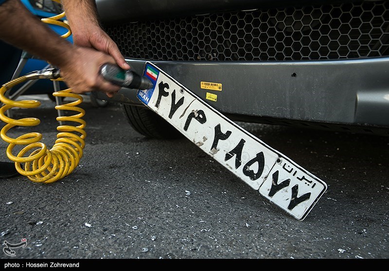تداوم بحران شماره‌گذاری خودروها و سردرگمی مردم