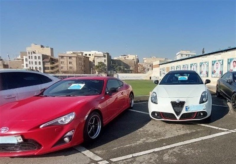 وصول 5همت مالیات از خودروهای گران‌قیمت + جدول