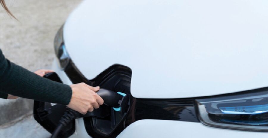 توقف اعمال تعرفه ۱۰۰ درصدی واردات برقی‌ها