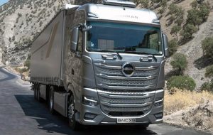 بررسی عملکرد گروه بهمن در حوزه کامیون کشنده برای سال ۱۴۰۳ (+ نمودار سهم بازار رقبا)