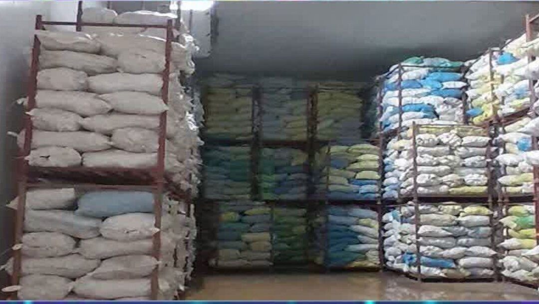 کشف یک هزار و ۱۰۰ تن سیب زمینی احتکار شده در ساوه