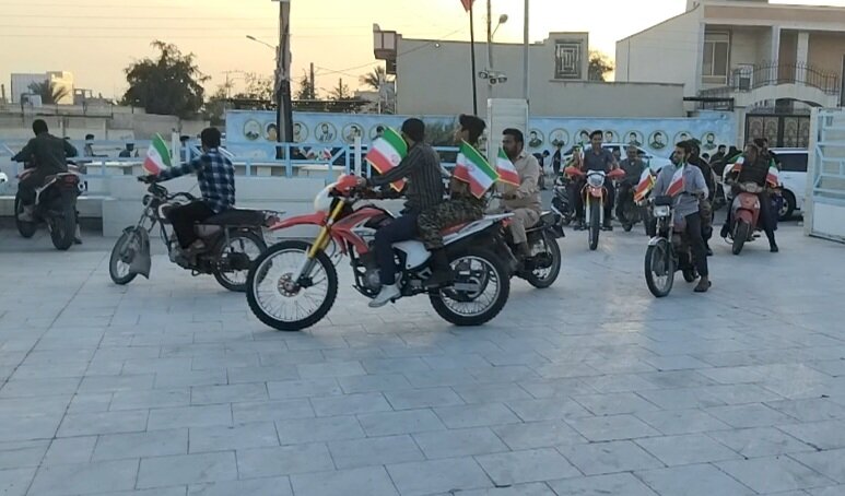 رژه موتوری روز جمهوری اسلامی در بندر دیر