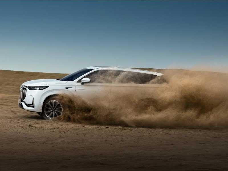 لوکانو L8؛ شاسی بلند لوکس با حس پرواز فرست‌کلاس؟