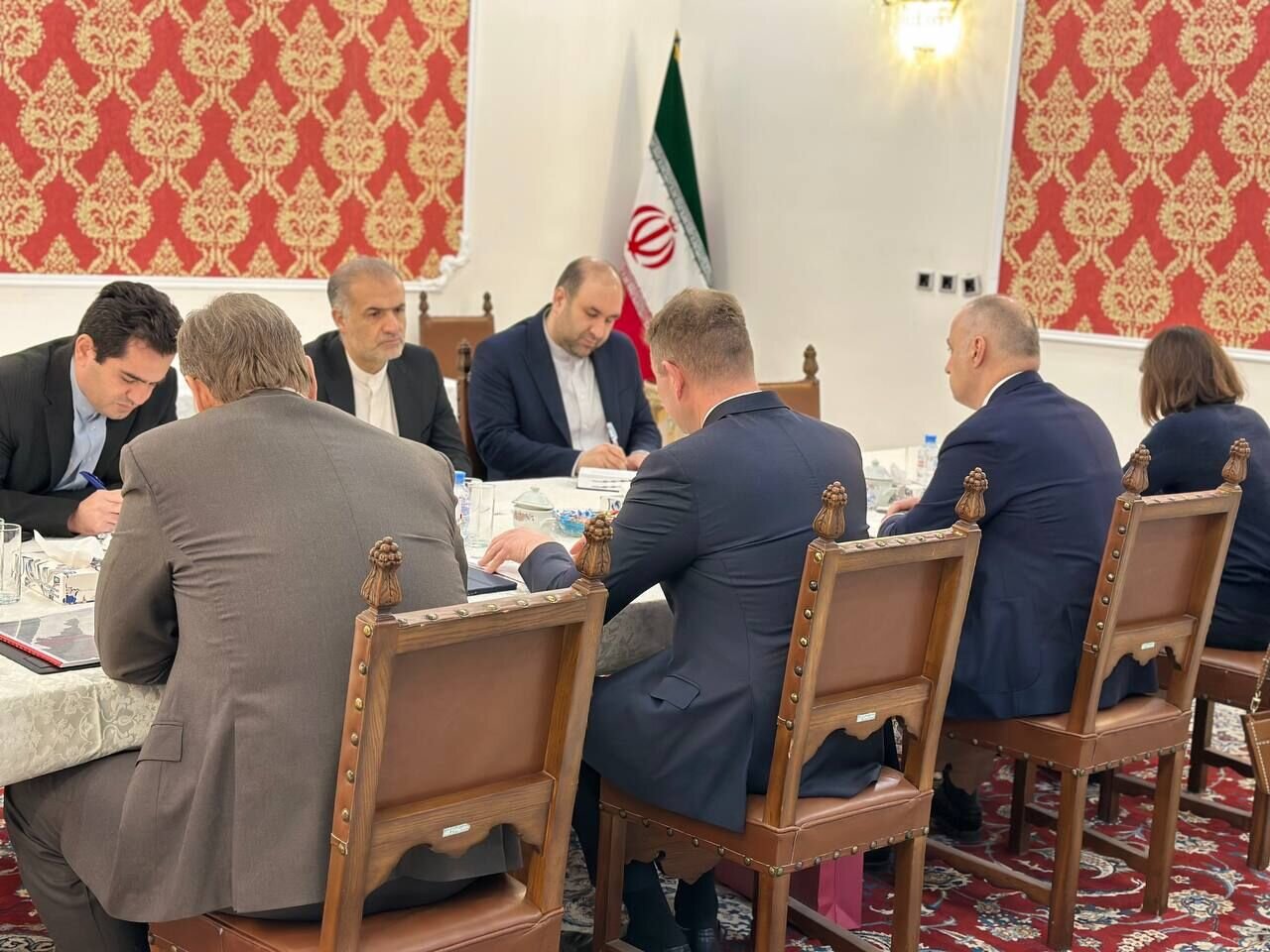 رایزنی برای شتاب بخشی به ساخت راه‌آهن رشت-آستارا