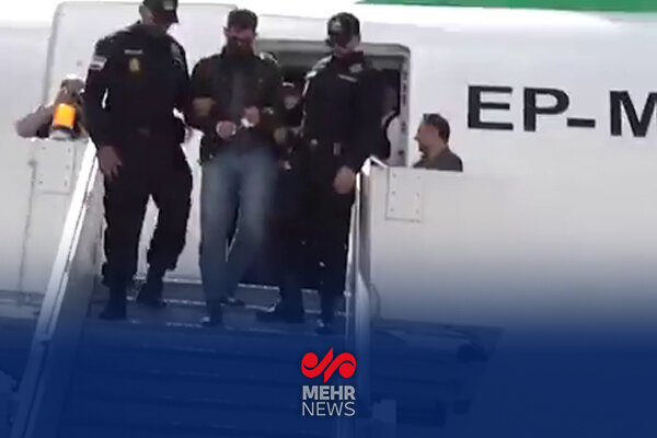 کلاهبردار هزار میلیاردی به کشور بازگردانده شد