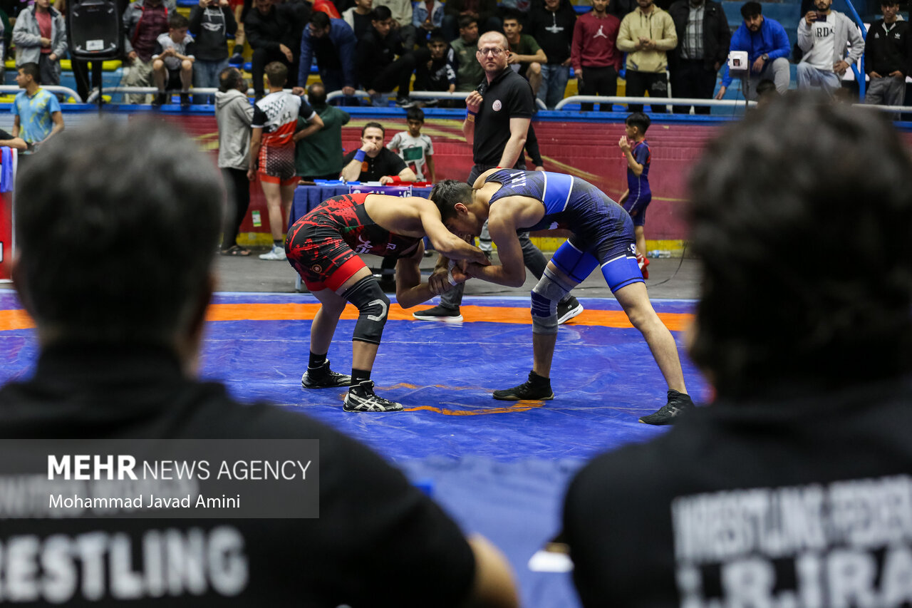 مسابقات کشتی نونهالان مازندران‌ در فریدونکنار