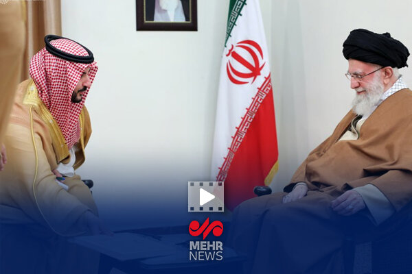 تصاویری از دیدار رهبر انقلاب با وزیر دفاع عربستان