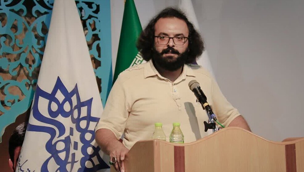 شب و روز من و توی سفری تا نیاید سوار، برعکس است