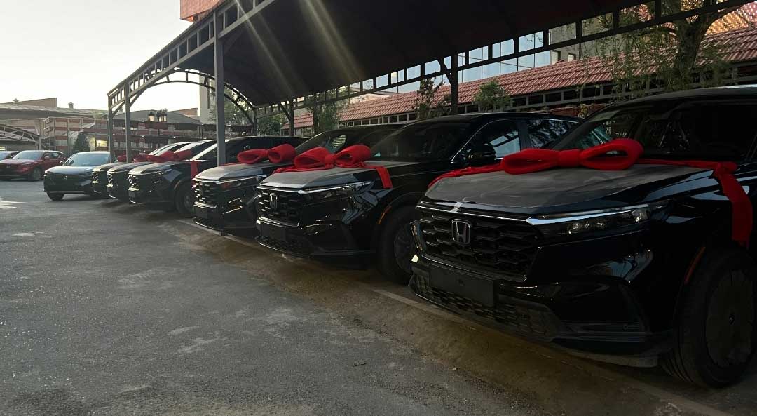 تحویل نخستین سری خودروهای هوندا به جانبازان توسط شرکت آذریوردسال