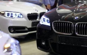 قفل تعرفه 100 درصدی بر واردات خودرو در سایه سکوت وزارت صمت