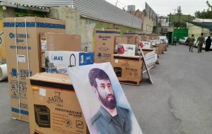 اهدای ۷ سری جهیزیه به زوج‌های جوان در خلیل‌آباد