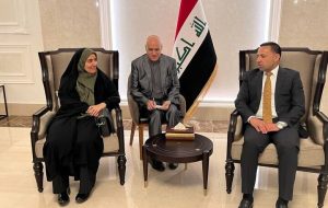 وزیر راه و شهرسازی وارد عراق شد