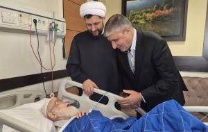 عیادت رئیس سازمان انرژی اتمی از آیت‌الله العظمی نوری همدانی