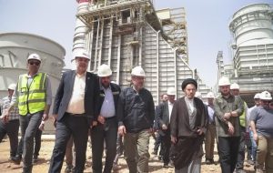 فاز جدید نیروگاه خرم‌آباد در آستانه فصل گرم آماده بهره‌برداری است