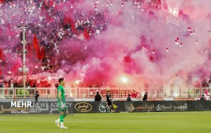 جشن و سرور هواداران تیم فوتبال تراکتور در ارومیه