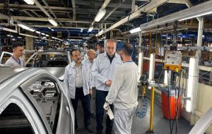 بازدید مدیرعامل گروه سایپا از خطوط تولید