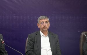 هیچ‌گونه توصیه و فشار سیاسی را نمی‌پذیرم