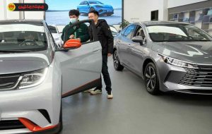 رقابت قیمتی و انباشت خودروهای چین زیر ذره‌بین