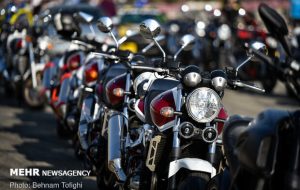 توقیف یک‌ ماهه موتورسیکلت‌های متخلف و مزاحم در تاکستان