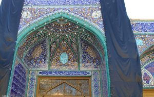 برگزاری مراسم اهتزاز پرچم حضرت زینب (س)در زینبیه اعظم زنجان