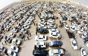 کاهش تقاضا در بازار خودرو؛ زنگ خطر رکود برای خودروسازان