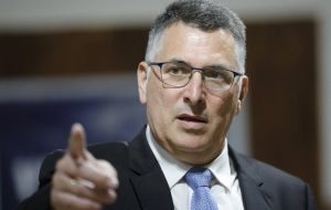 رژیم صهیونیستی شمشیر را علیه نهادهای بشردوستانه از رو بسته است