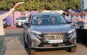 تحویل خودرو رووی eRX5 آغاز شد