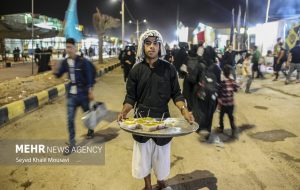 حرکت بزرگترین کاروان پیاده‌روی اربعین به سوی کربلا آغاز شد