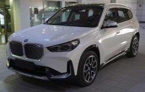 استقبال از تازه ‌وارد برقی ب ‌ام ‌و در ایران؛ iX1 با قیمت ۸.۵ میلیارد تومان وارد بازار شد