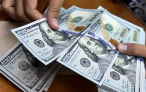 متخلف ارزی در ارومیه ۸۶ میلیارد ریال جریمه نقدی شد