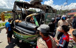 تصادف کامیون در اندونزی ۴ کشته بر جای گذاشت