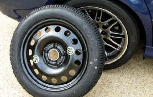 لاستیک زاپاس از نوع فرغونی