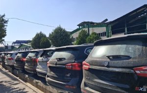 کدام دستگاه مقصر ترخیص هزاران دستگاه خودرو با عوارض غیرقانونی است؟