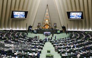 دولت موظف به انجام اقدامات حمایتی از ایرانیان خارج از کشور شد