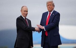 ترامپ: در حال فراهم کردن مقدمات نشست پوتین و زلنسکی هستیم