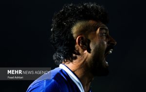 دیدار فوتبال تیم‌های استقلال و ذوب آهن