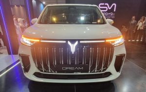 رونمایی سروش‌موتور از مینی‌ون لوکس «وویا دریم» در نمایشگاه مشهد ۱۴۰۴؛ ترکیبی از قدرت، فناوری و رفاه خانوادگی