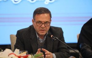 خدمت به خانواده شهدا وظیفه‌ انسانی و انقلابی است