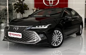 پرچمدار سدان‌های تویوتا به ایران رسید؛ آوالون 2025