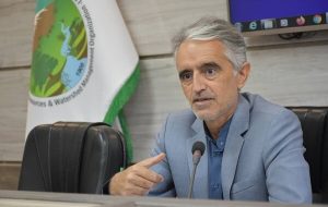 احداث تله رسوب‌گیر در طبس برای مقابله با شن‌های روان