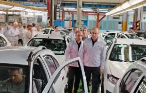 بازدید مدیرعامل سایپا از خطوط تکمیل‌کاری