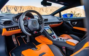 ماشین‌های گذر موقت؛ از لندکروز تا جی‌کلاس، تجربه لوکس‌سواری با آریاگذر