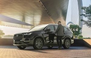 اف ۸ پرو مکس تمام چرخ محرک؛ شاسی بلند لوکس فونیکس با ۷ سال گارانتی