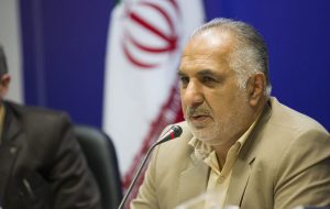 حمایت از صنعت خودرو و انجام واردات، باید هم‌زمان صورت گیرد