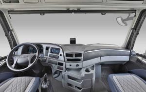 کشنده امپاور BD560 بهمن دیزل؛ ورود قدرتمند به بازار با قدرت، امکانات و خدمات بی‌نظیر