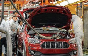 رکوردشکنی «سایپا»؛ جهش تولید و رشد چشمگیر فروش ریالی